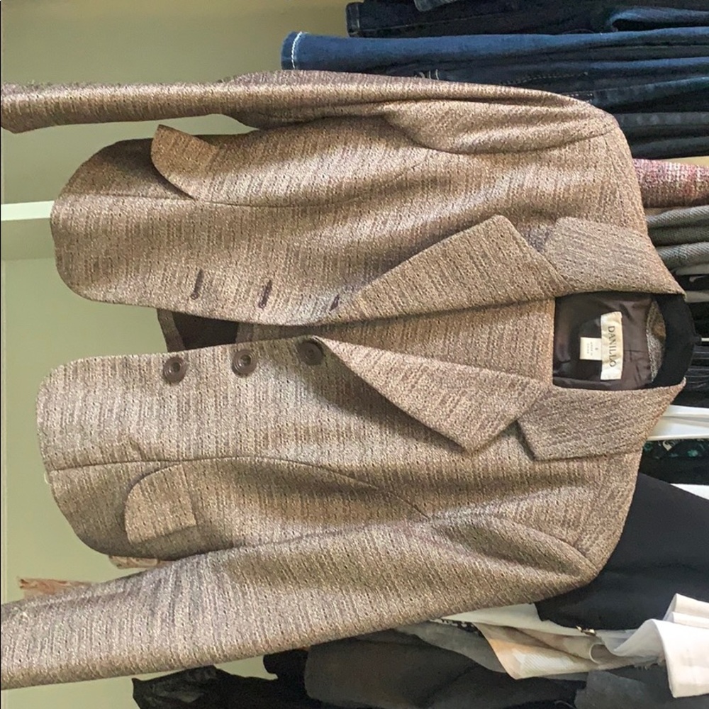Women’s size 6 suit